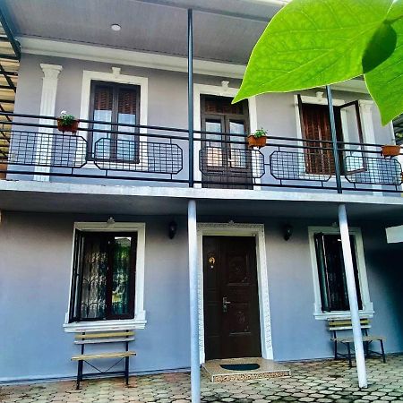 Naziti House Hotel Батуми Екстериор снимка