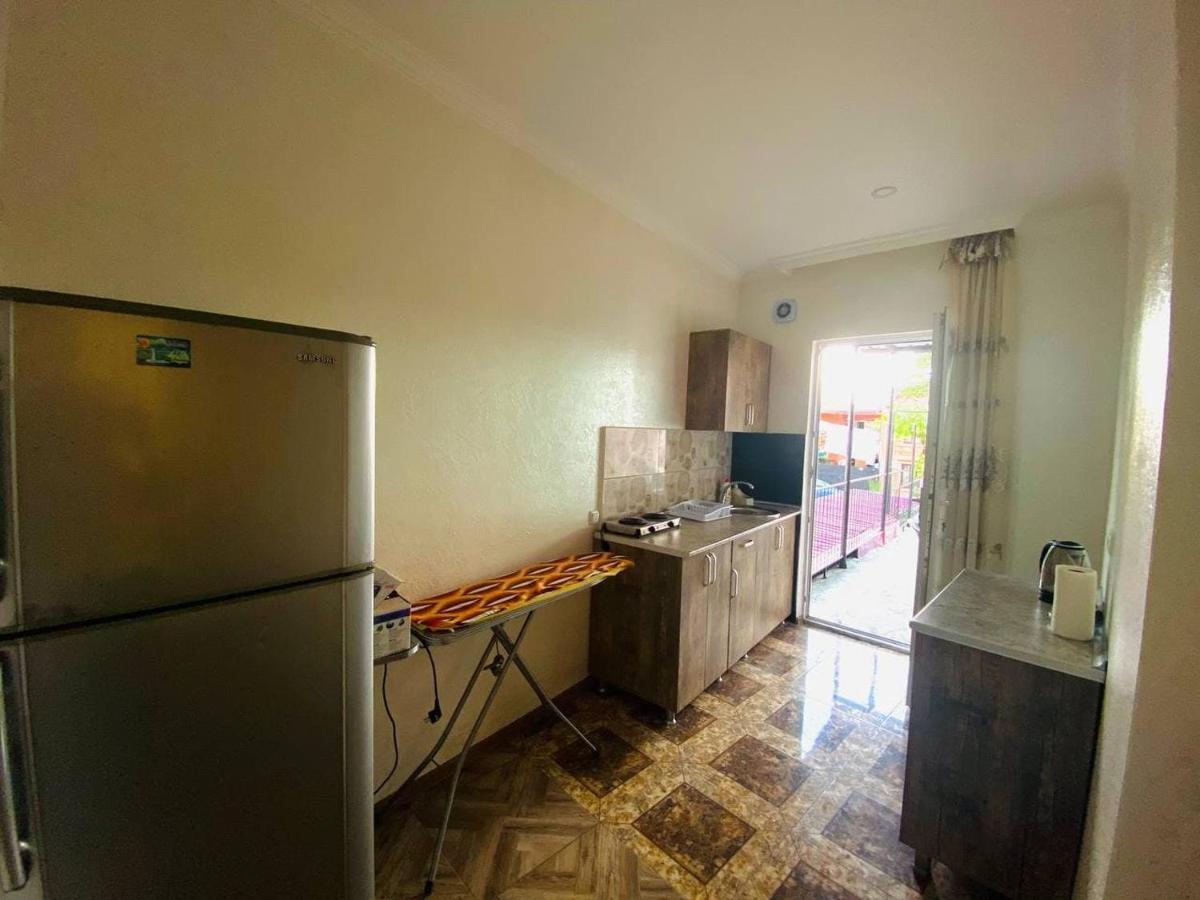 Naziti House Hotel Батуми Екстериор снимка