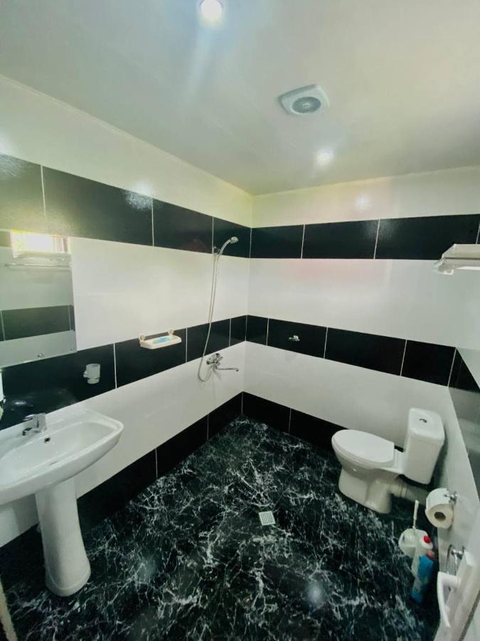 Naziti House Hotel Батуми Екстериор снимка